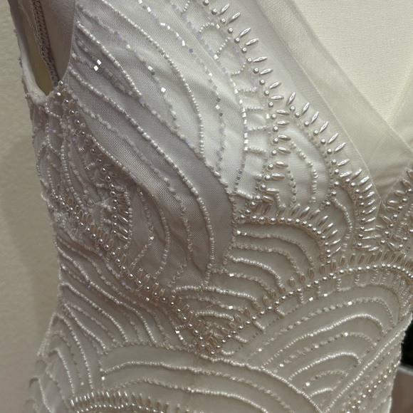 NWT - Adrianna Papell  - Beaded Short Sheath Dress -  Color Ivory - Size 8 - Picture 4 of 13